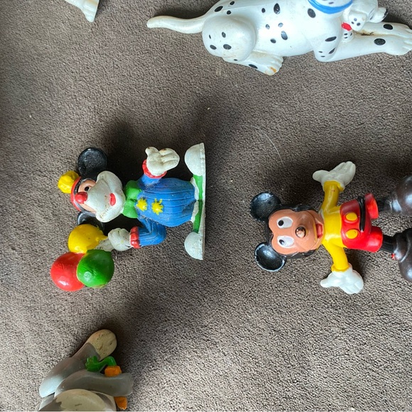 Disney Lot - Picture 2 of 8